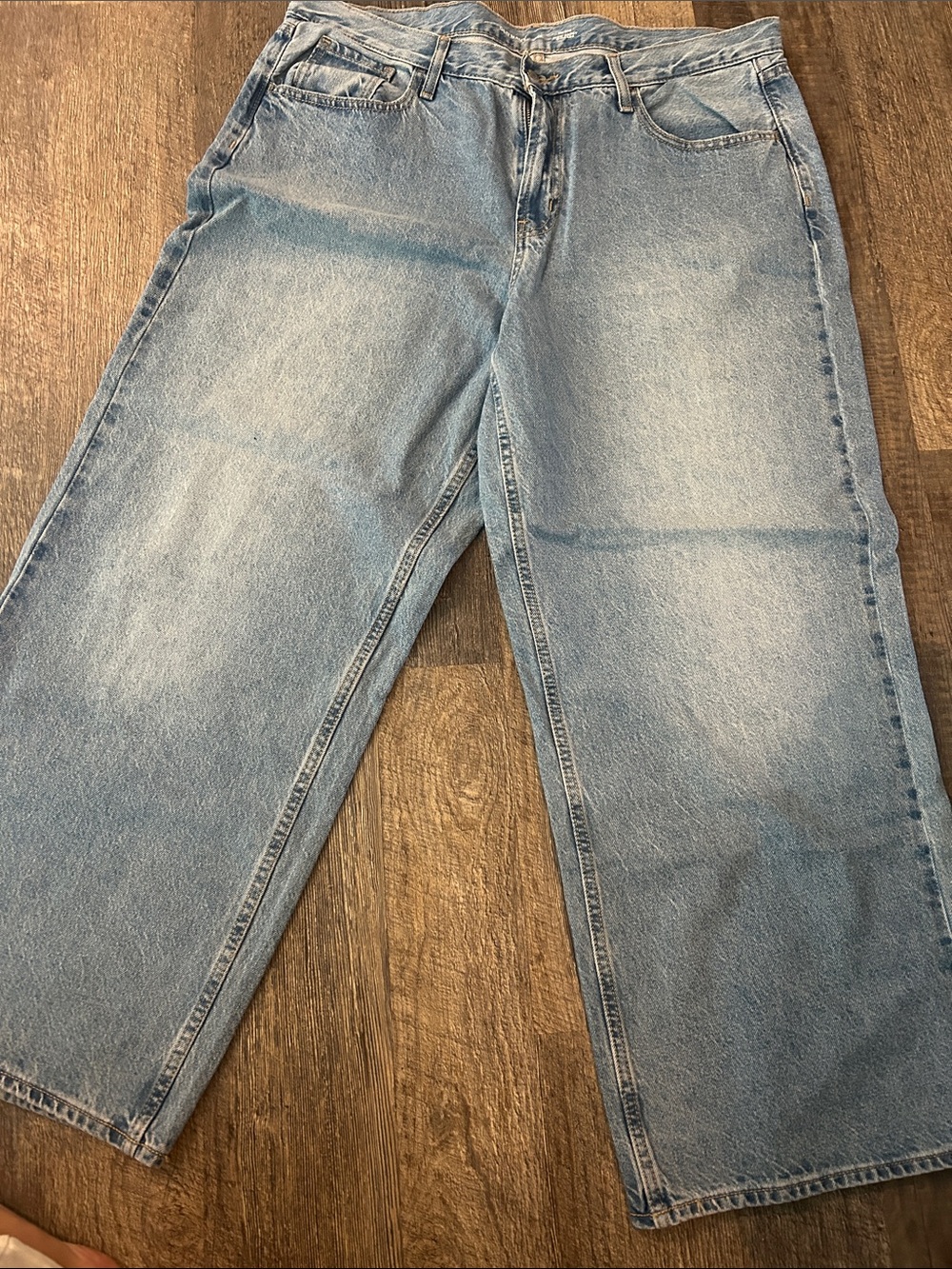 Women’s Old Navy  Relaxed Fit Light Blue Denim Jeans